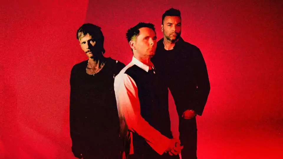 Muse - The Wow! Signal Tour